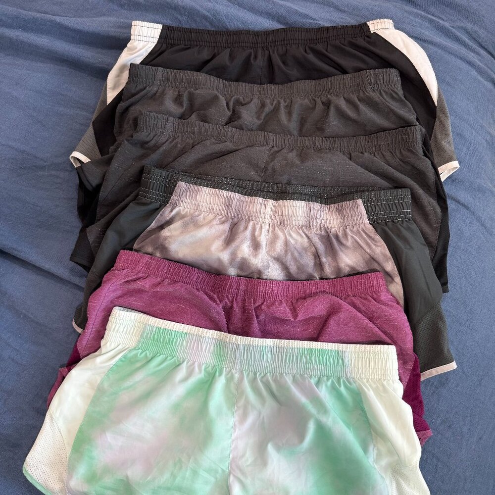 Nike Shorts Bundle (Size M)